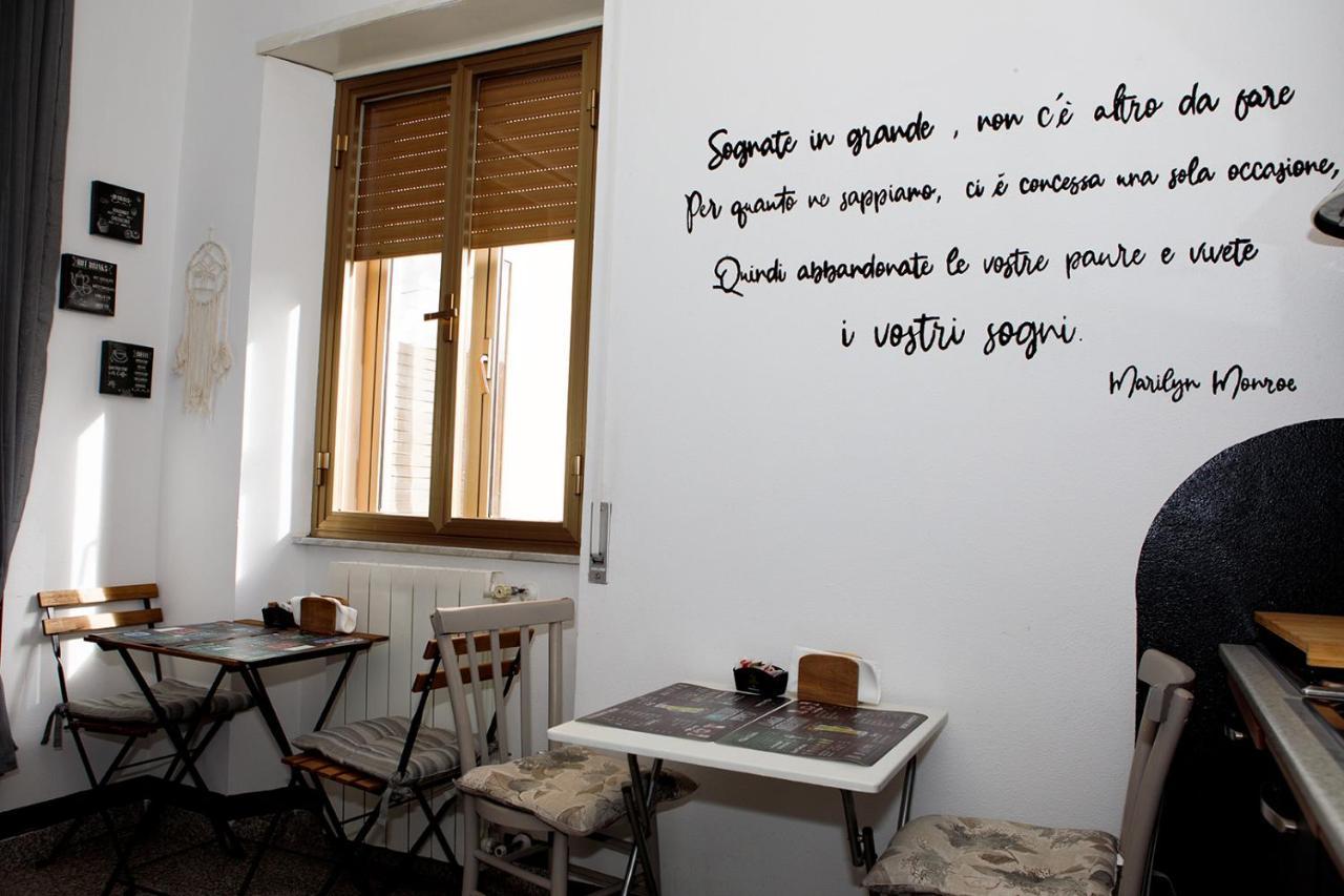 Santu Bustianu Bed & Breakfast Orgosolo Exterior photo